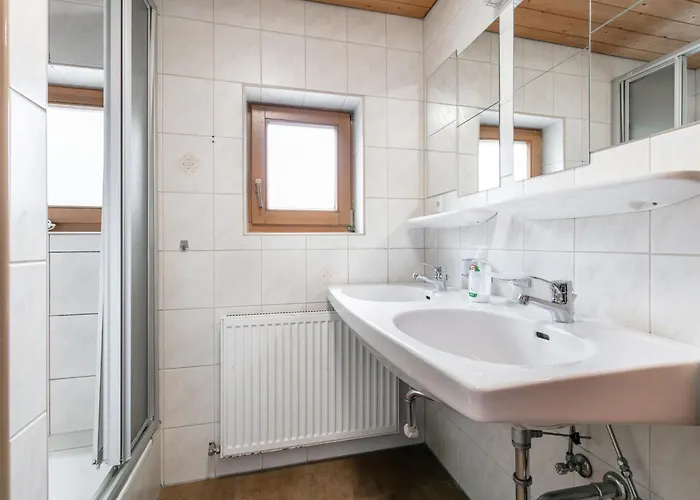 Haus Joachim 度假居 *